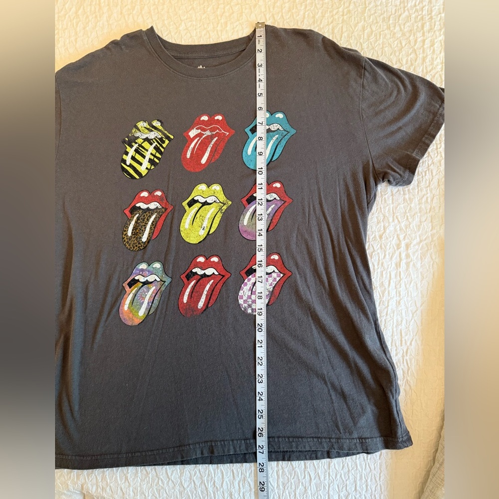 Rolling Stones Graphic Tee - Picture 6 of 8